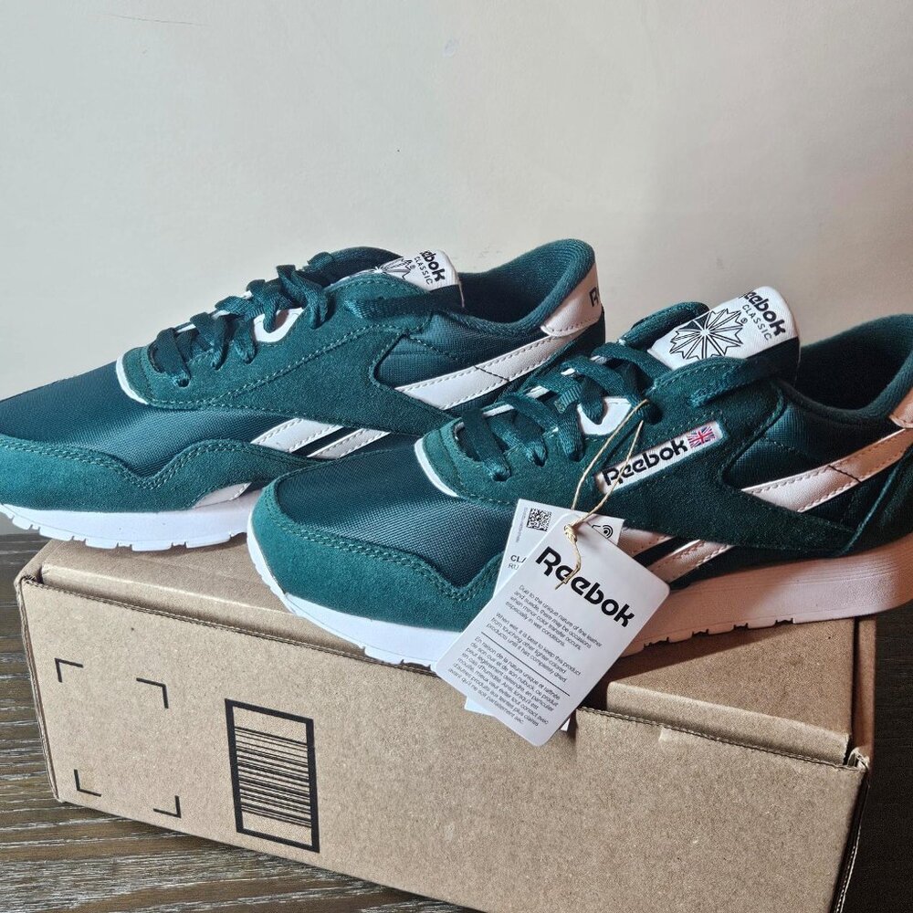Reebok Classic Nylon